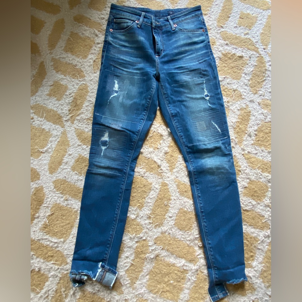 Lucky Brand Skinny Distressed Jeans size 4 (27)